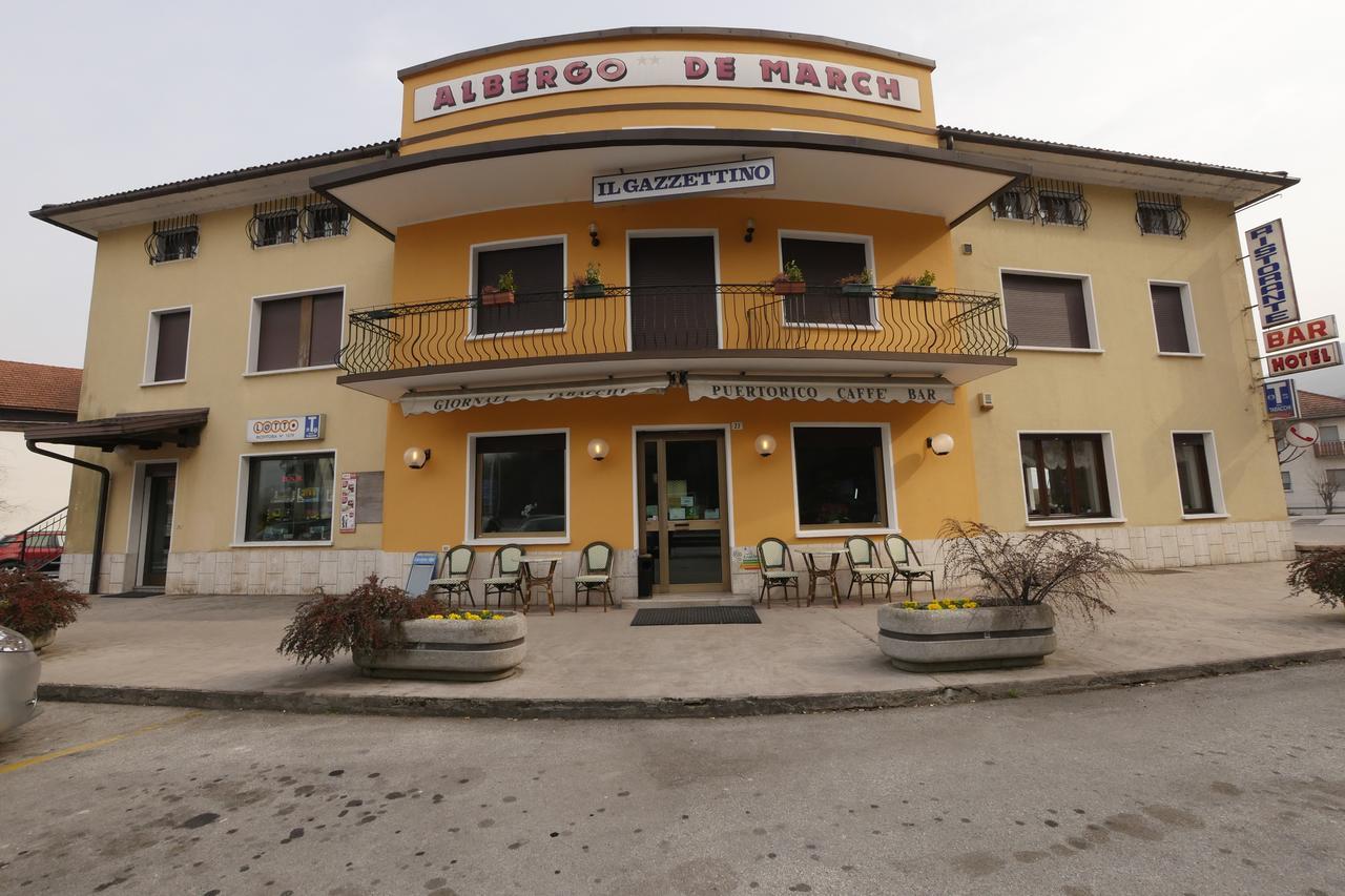 Albergo De March Farra d'Alpago Exteriör bild